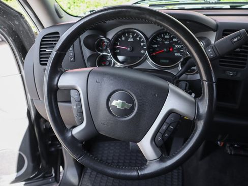 Used 2013 Chevrolet Silverado 1500 LT image 25