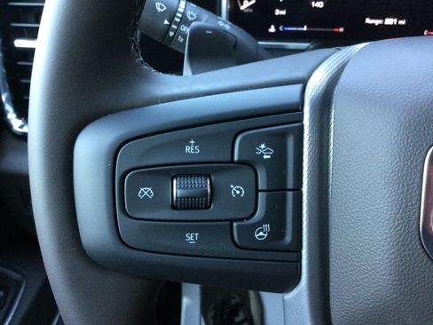 New 2026 GMC Sierra 1500 Denali w/ Technology Package AWD/4WD image 17