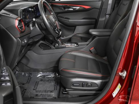 Used 2024 Chevrolet TrailBlazer RS w/ Convenience Package FWD image 24