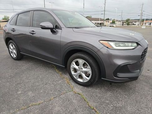 Used 2023 Honda HR-V LX image 2