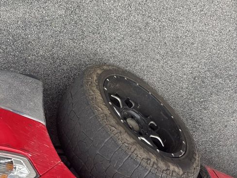 Used 2019 RAM 1500 Classic SLT image 4