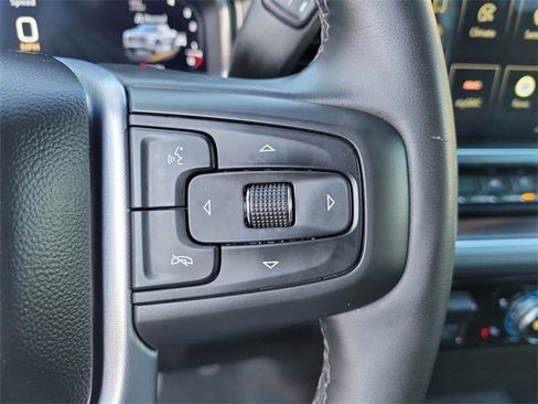 Used 2025 GMC Sierra 1500 SLT image 26