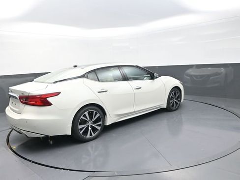 Used 2017 Nissan Maxima 3.5 SL image 10