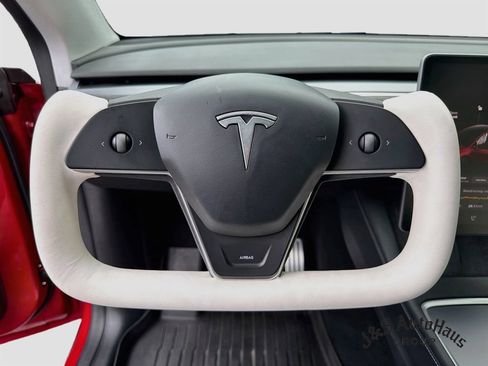 Used 2021 Tesla Model Y Performance AWD/4WD image 12