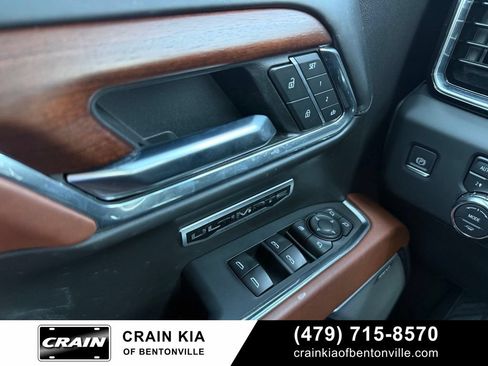 Used 2023 GMC Sierra 1500 Denali Ultimate AWD/4WD image 10