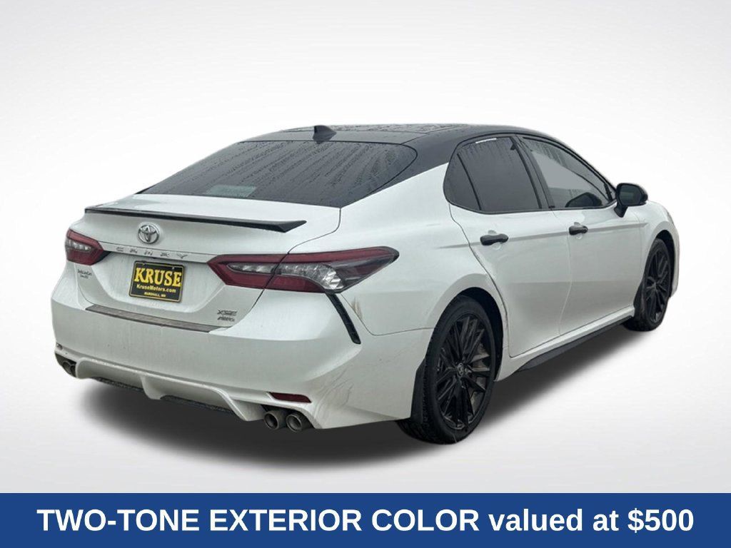 Used 2022 Toyota Camry XSE AWD/4WD image 3