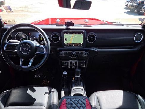 Used 2022 Jeep Wrangler Unlimited Sahara w/ Cold Weather Group image 9