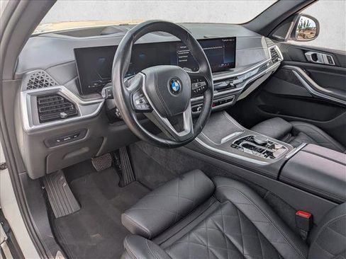 Used 2024 BMW X5 xDrive40i image 9