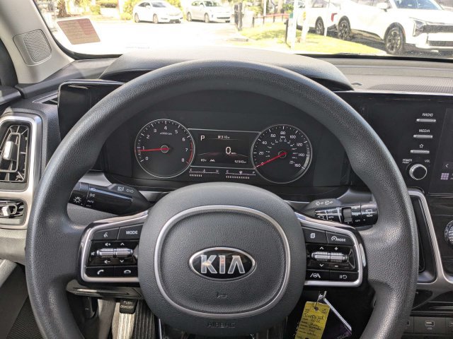 Certified 2021 Kia Sorento LX FWD image 33