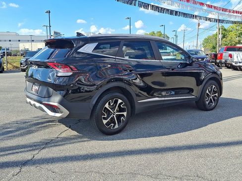 Used 2023 Kia Sportage EX AWD/4WD image 5