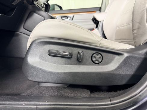 Used 2017 Honda CR-V Touring image 22