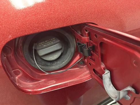 Used 2014 Nissan Rogue S AWD/4WD image 27