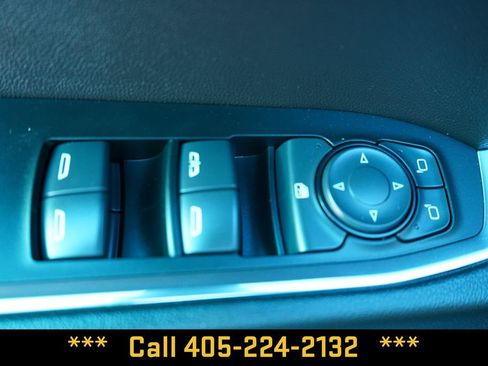 Used 2025 Chevrolet Silverado 1500 LT AWD/4WD image 28