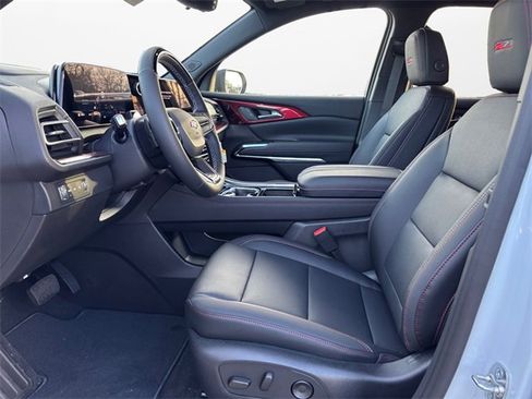 New 2026 Chevrolet Traverse Z71 w/ Enhanced Driving Package image 9