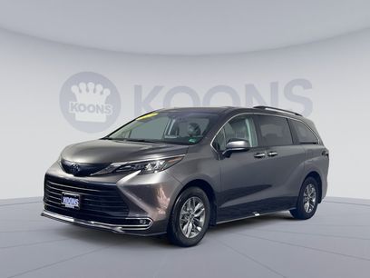 Used 2024 Toyota Sienna XLE