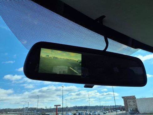 Used 2019 Chevrolet Express 3500 LS image 17