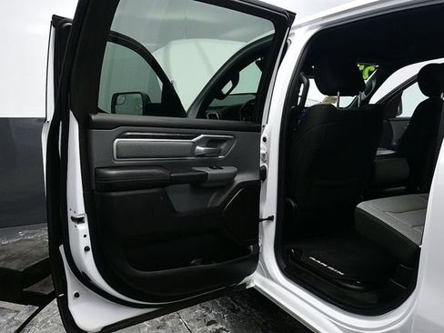 Used 2021 RAM 1500 Big Horn image 14