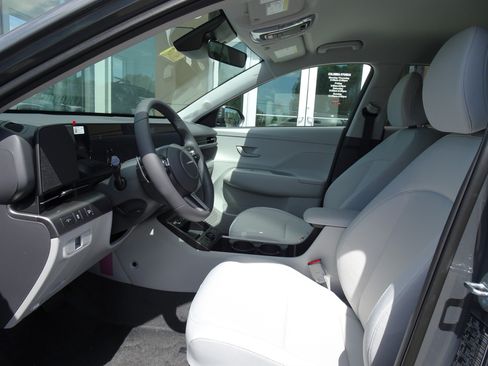 New 2025 Hyundai Kona SEL image 8