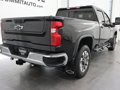 Used 2022 Chevrolet Silverado 2500 LT w/ All Star Edition image 4