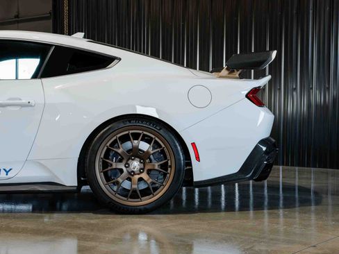 Used 2024 Ford Mustang GT Premium w/ GT Performance Package RWD image 10