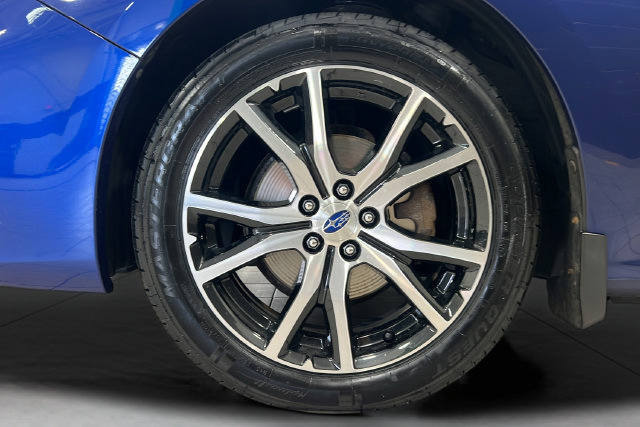 Used 2017 Subaru Impreza 2.0i Limited w/ Moonroof/BSD & Rcta/Eyesight AWD/4WD image 26
