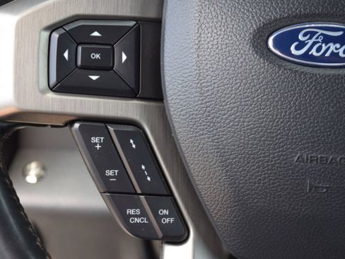 Used 2022 Ford F450 Platinum w/ FX4 Off-Road Package AWD/4WD image 6