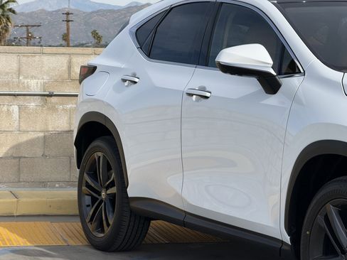 New 2026 Lexus NX 450h+ NX 450h+ Luxury image 5