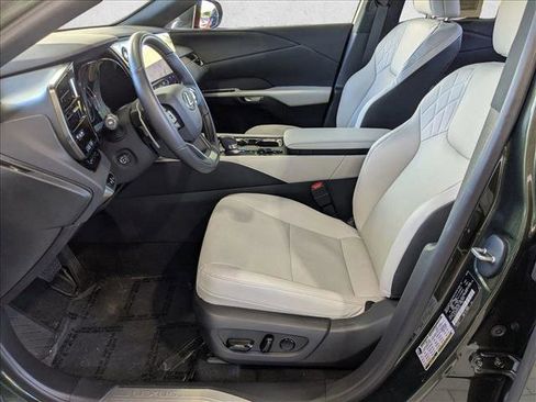 Used 2024 Lexus RX 350h image 15