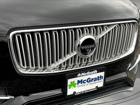 Used 2017 Volvo XC90 T6 Inscription w/ Vision Package AWD/4WD image 38