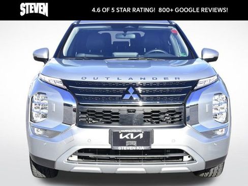 Used 2023 Mitsubishi Outlander SE image 8