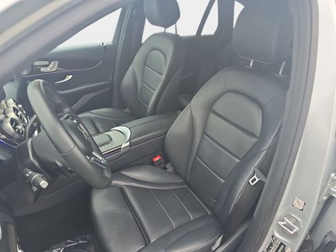 Used 2020 Mercedes-Benz GLC 300 4MATIC image 15