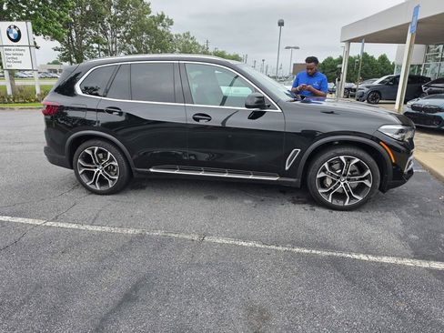 Certified 2023 BMW X5 sDrive40i w/ Premium Package RWD image 4