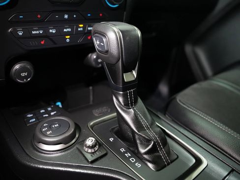 Used 2021 Ford Ranger Lariat w/ Tremor Off-Road Package image 32