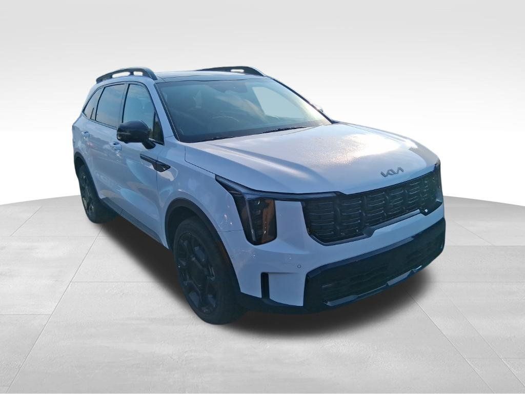 Certified 2026 Kia Sorento AWD image 2
