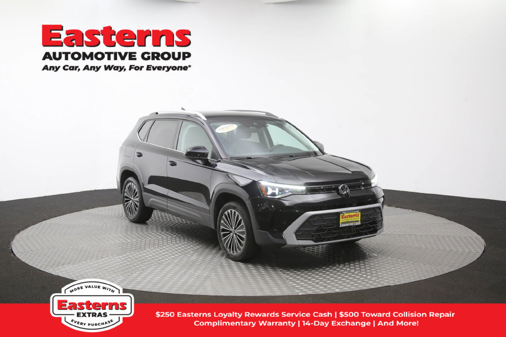 Used 2025 Volkswagen Taos SE FWD image 49