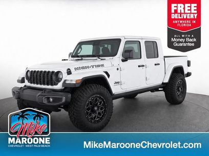 Used 2025 Jeep Gladiator Sport