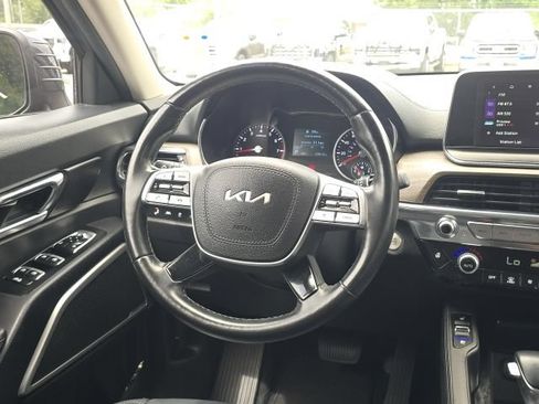 Used 2022 Kia Telluride EX w/ EX Premium Package AWD/4WD image 39