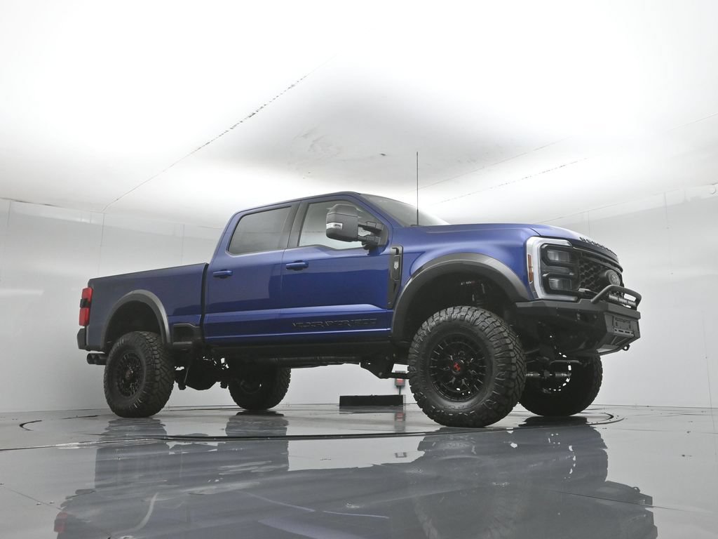 New 2026 Ford F250 Lariat w/ Black Appearance Package AWD/4WD image 3