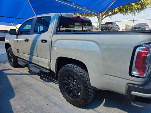 Used 2021 GMC Canyon AT4 AWD/4WD image 3