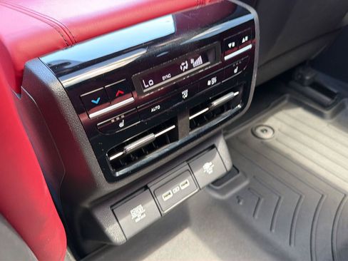 Used 2022 Acura MDX Type S AWD/4WD image 12
