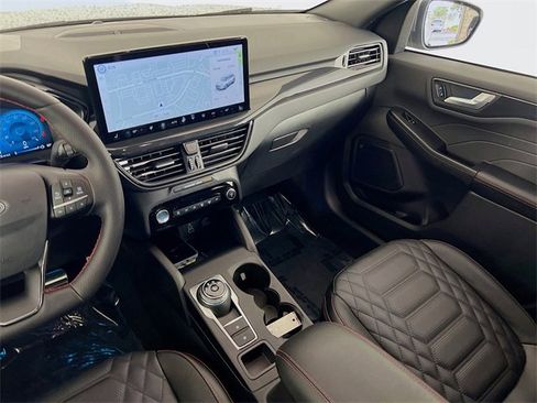 Used 2024 Ford Escape ST-Line Elite w/ Premium Technology Package image 24