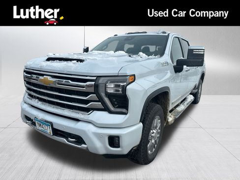 Used 2026 Chevrolet Silverado 3500 High Country w/ High Country Premium Package image 1