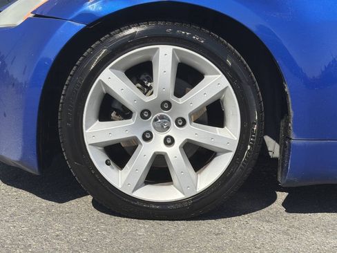 Used 2003 Nissan 350Z Coupe RWD image 2