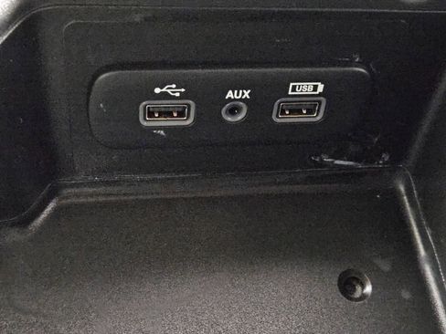 Used 2021 RAM 1500 Tradesman w/ Chrome Plus Package RWD image 19