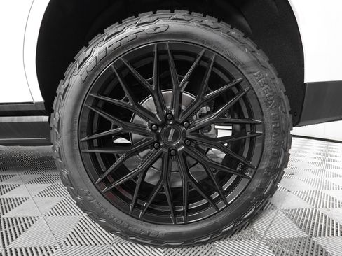 Used 2026 GMC Yukon Denali Ultimate AWD/4WD image 35