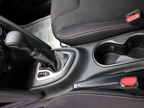 Used 2014 Dodge Dart SXT FWD image 27