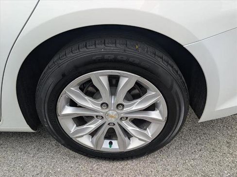 Used 2023 Chevrolet Malibu LT image 4