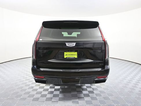 Used 2023 Cadillac Escalade Sport Platinum AWD/4WD image 5