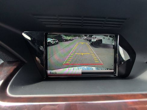 Used 2013 Mercedes-Benz GLK 350 4MATIC image 22