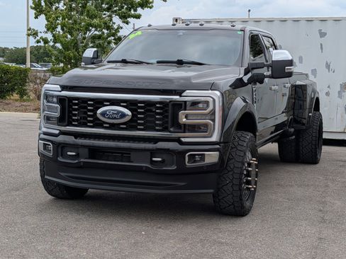 Certified 2024 Ford F450 Limited w/ FX4 Off-Road Package AWD/4WD image 7